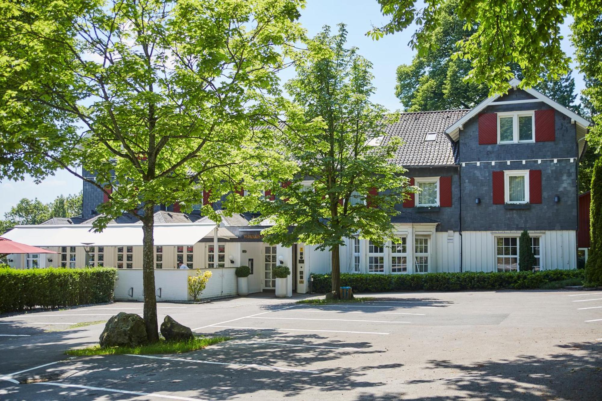 Parkhaus Huegel Hotel Essen Buitenkant foto